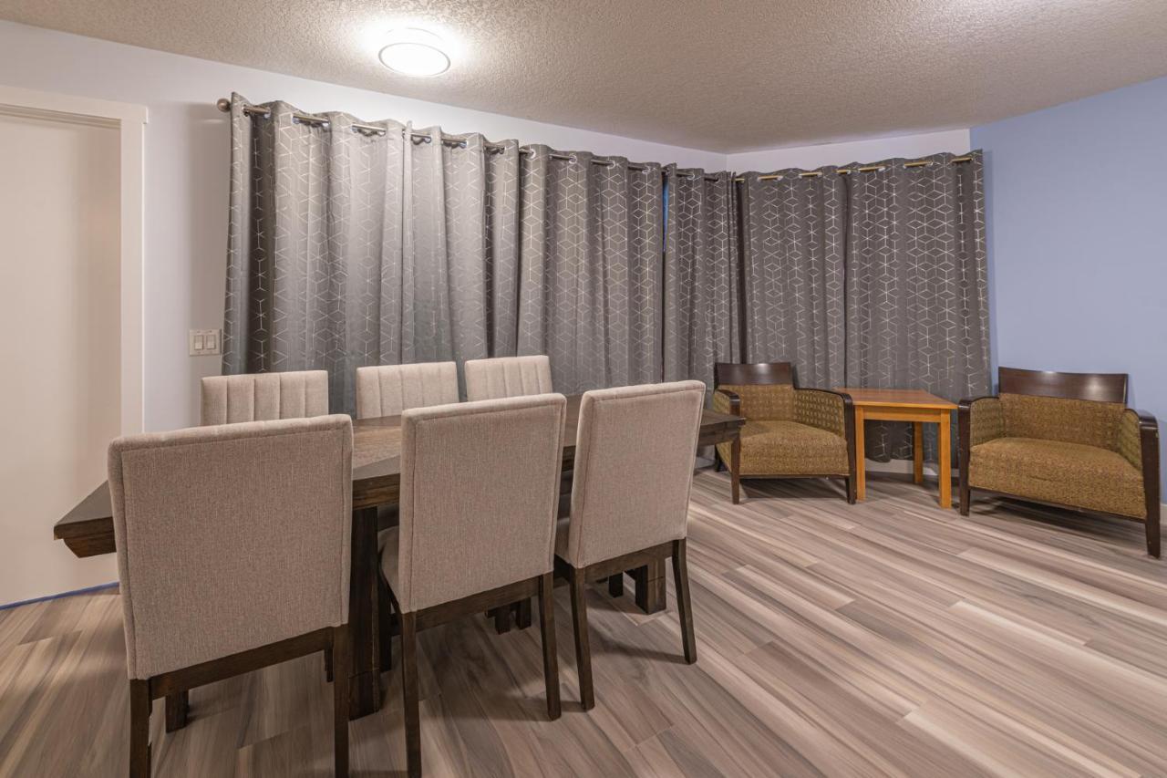 Luxurious One Bedroom For A Larger Family 162 Apartment Canmore